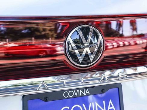 New 2026 Volkswagen Atlas SE image 11