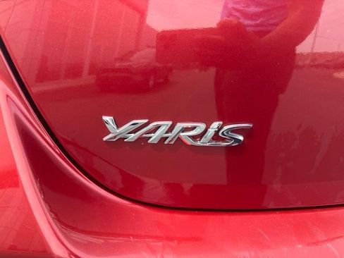 Used 2020 Toyota Yaris LE FWD image 9