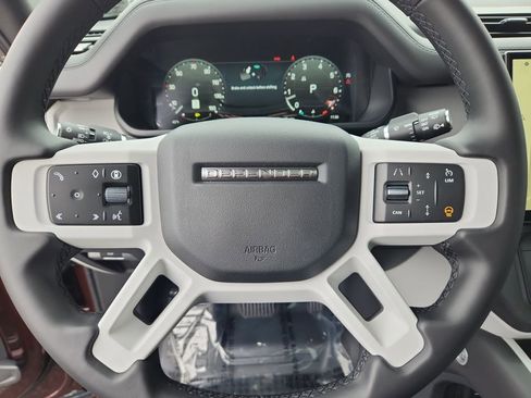 New 2026 Land Rover Defender 130 X-Dynamic SE image 16