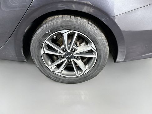 Used 2023 Kia Forte LXS FWD image 36