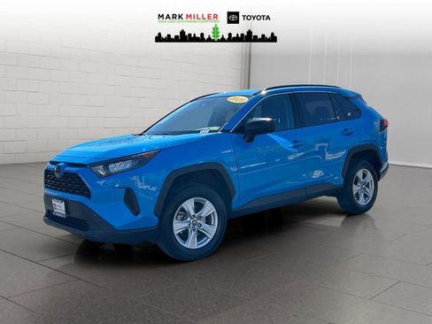 Certified 2020 Toyota RAV4 LE w/ Carpet Mat Package image 1