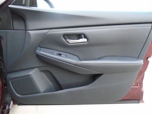 Used 2024 Nissan Sentra SV image 31