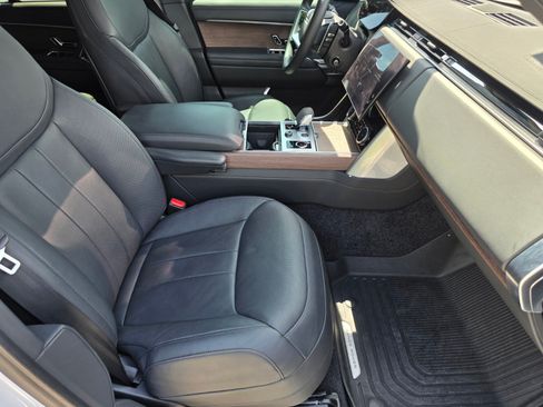 Certified 2023 Land Rover Range Rover SE AWD/4WD image 3