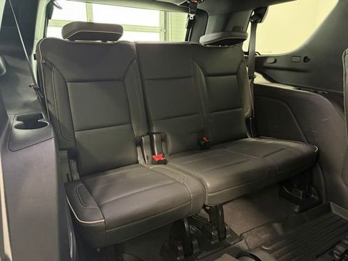 Used 2022 Chevrolet Tahoe Premier AWD/4WD image 26