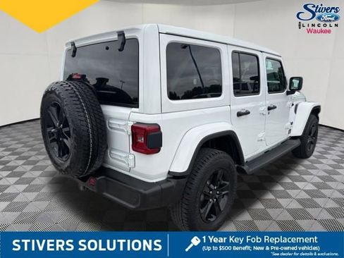 Used 2021 Jeep Wrangler Unlimited Sahara AWD/4WD image 6