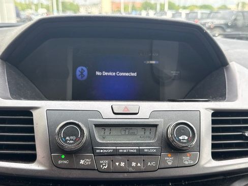 Used 2014 Honda Odyssey EX image 19