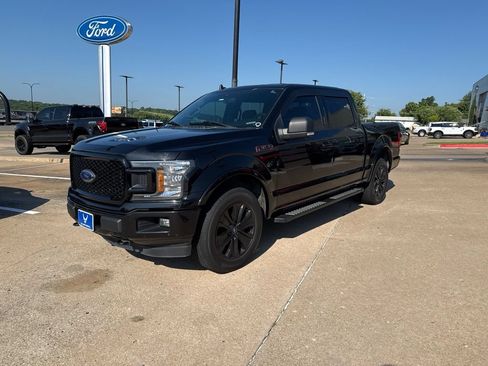 Used 2019 Ford F150 XLT w/ Equipment Group 302A Luxury AWD/4WD image 8