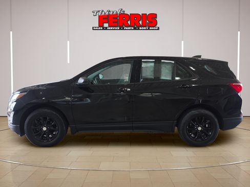 Used 2019 Chevrolet Equinox LS w/ LPO, Floor Liner Package AWD/4WD image 8