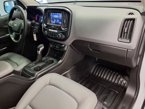 Used 2022 Chevrolet Colorado W/T w/ WT Convenience Package RWD image 9