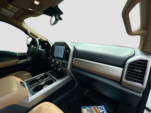 Used 2022 Ford F250 Lariat w/ Lariat Ultimate Package AWD/4WD image 29
