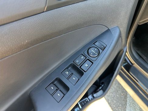 Used 2021 Hyundai Tucson Sport w/ Cargo Package FWD image 16