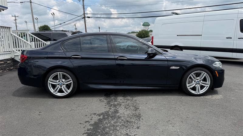 Used 2016 BMW 550i xDrive Sedan AWD/4WD image 7