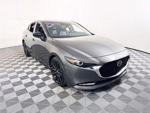 Used 2021 MAZDA MAZDA3 Premium Plus image 1