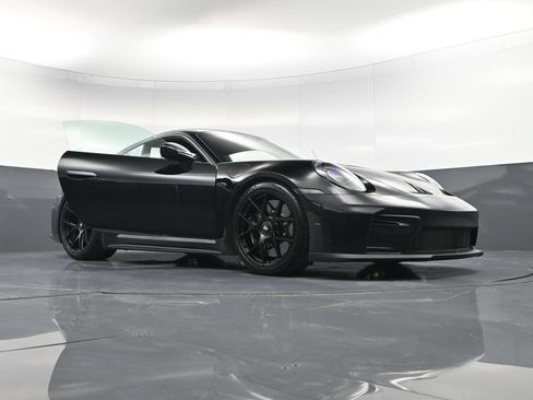 Certified 2026 Porsche 911 GT3 RWD image 38