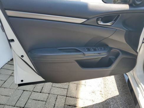 Used 2020 Honda Civic Sport image 24