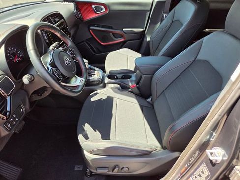 Used 2020 Kia Soul GT-Line Turbo FWD image 10