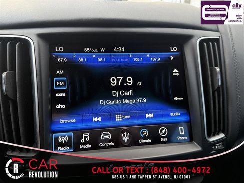 Used 2017 Maserati Levante w/ Sport Package image 13