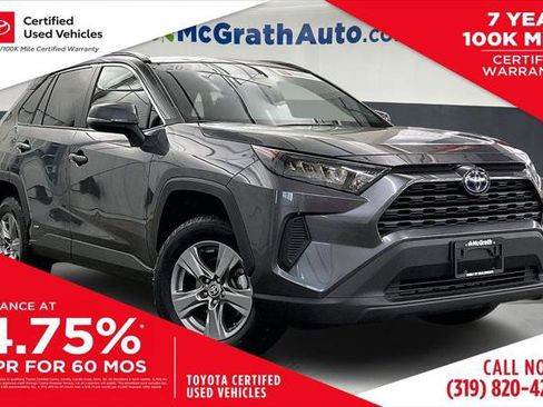 Certified 2022 Toyota RAV4 LE image 1