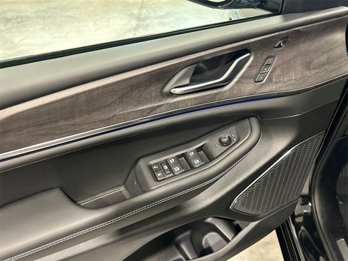 New 2025 Jeep Grand Cherokee Overland w/ Adv Protech Group III image 14