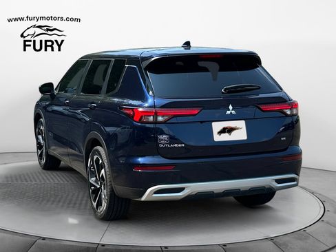 Used 2022 Mitsubishi Outlander SE AWD/4WD image 5