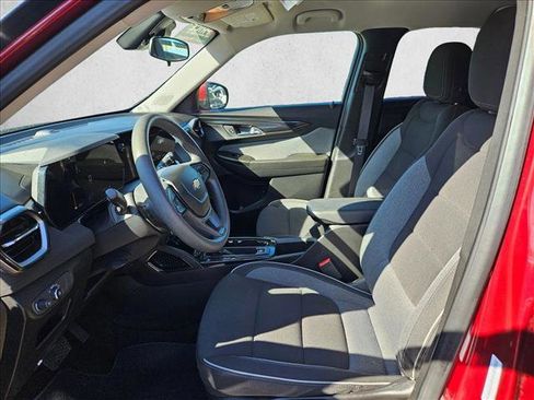 Used 2025 Chevrolet TrailBlazer LT image 18