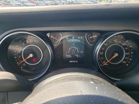 Used 2022 Jeep Wrangler Sport AWD/4WD image 25