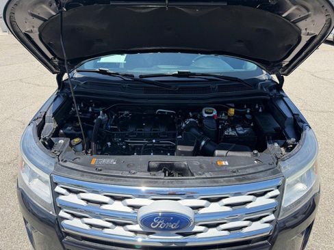 Used 2019 Ford Explorer XLT w/ Equipment Group 201A AWD/4WD image 46