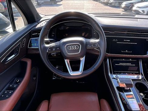 Certified 2025 Audi Q7 3.0T Prestige w/ Prestige Package AWD/4WD image 19