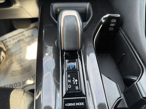 Used 2024 Toyota Crown AWD/4WD image 26