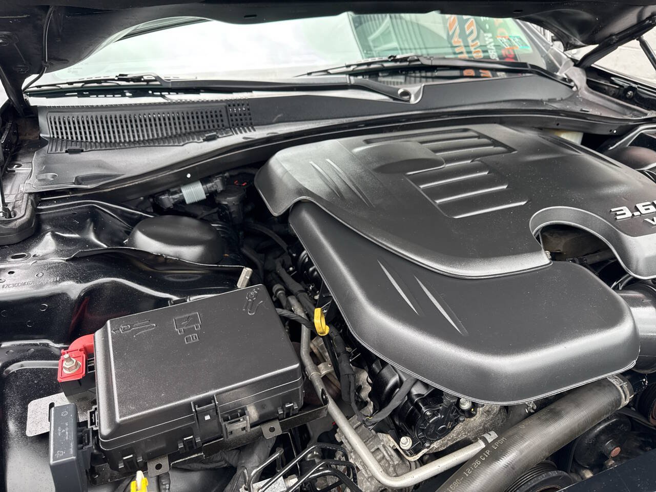 Used 2017 Chrysler 300 C w/ Safetytec Plus Group AWD/4WD image 11