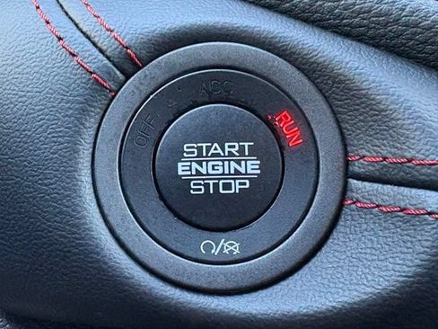 Used 2024 Dodge Durango GT AWD/4WD image 17