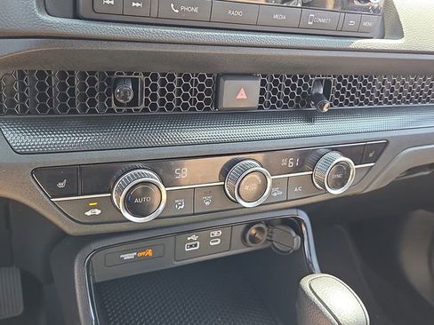 Used 2025 Honda CR-V EX image 17