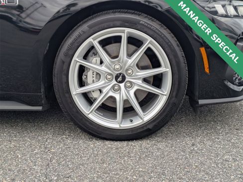 Used 2024 Ford Mustang GT Premium image 12