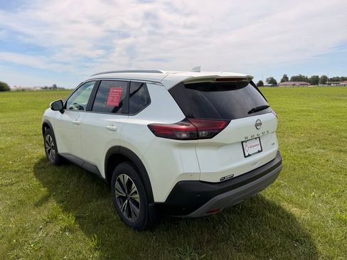 Certified 2023 Nissan Rogue SV w/ SV Premium B Package FWD image 7