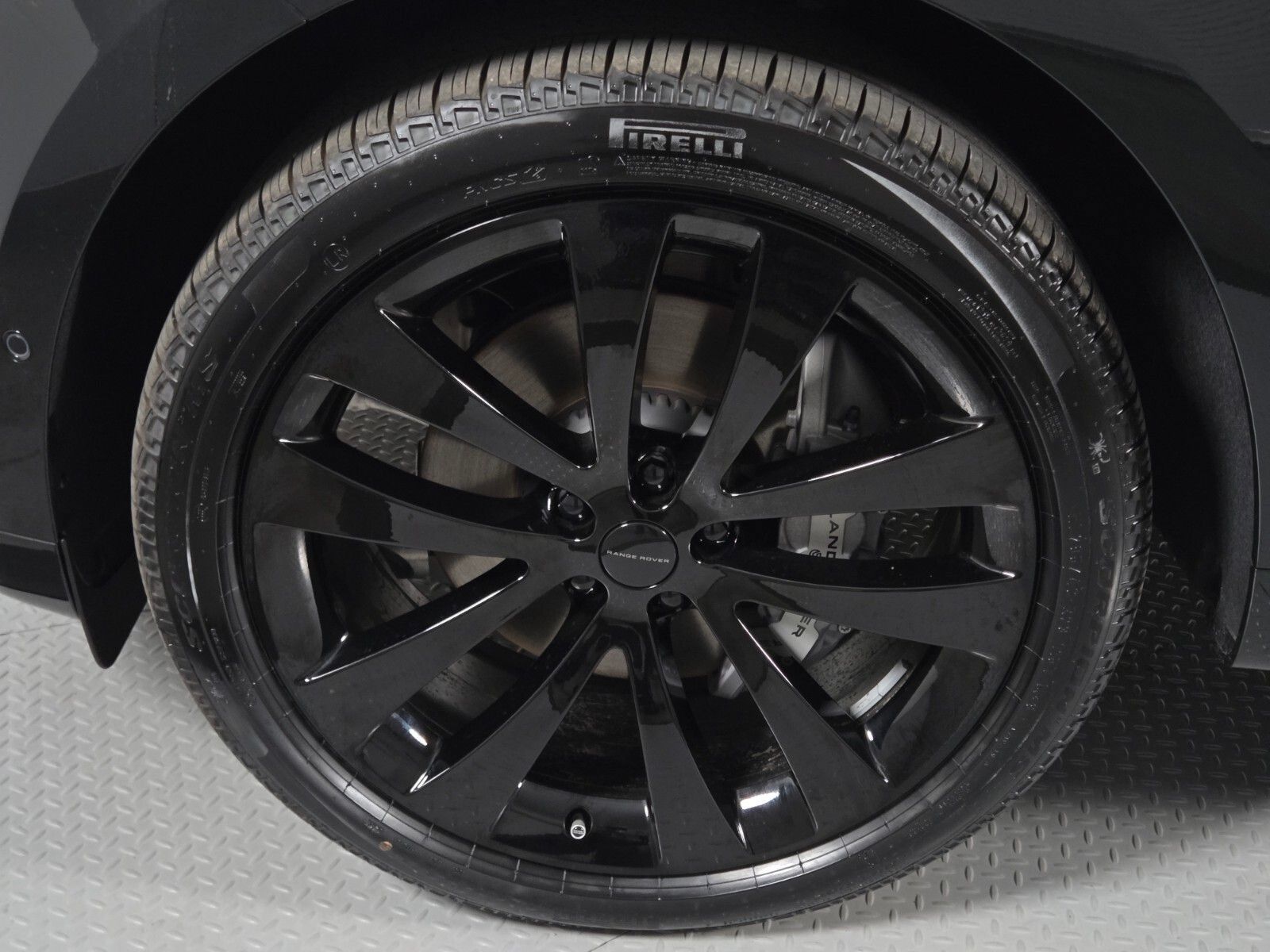 New 2026 Land Rover Range Rover Sport Dynamic SE AWD/4WD image 9