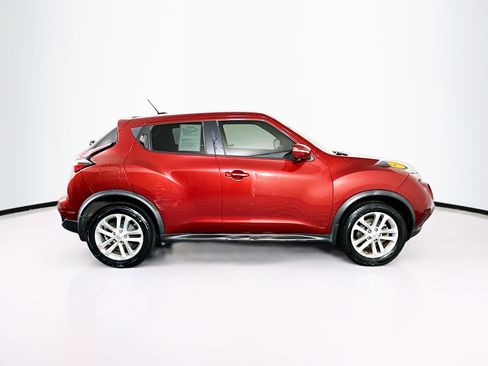 Used 2015 Nissan Juke SV w/ Technology Package FWD image 10