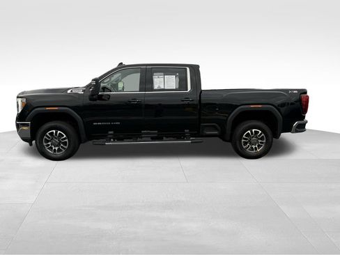 Used 2022 GMC Sierra 2500 SLE w/ SLE Value Package; image 5