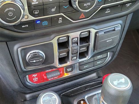 Used 2023 Jeep Wrangler Unlimited Rubicon 4xe w/ Steel Bumper Group image 26