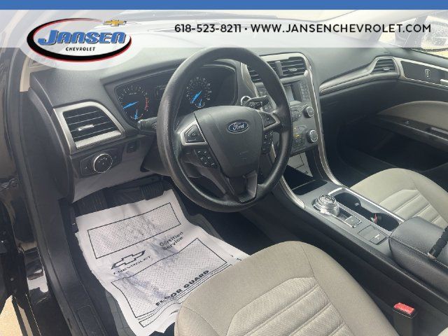 Used 2019 Ford Fusion S FWD image 10