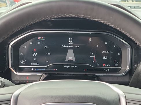 Used 2024 GMC Sierra 1500 Elevation image 27