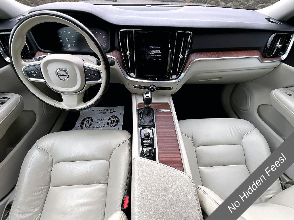 Used 2021 Volvo S60 T5 Momentum AWD/4WD image 13