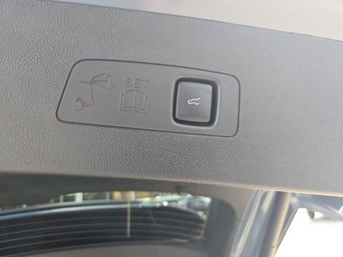 Certified 2023 Lincoln Corsair AWD w/ Equipment Group 101A image 19