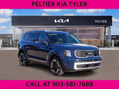 Certified 2025 Kia Telluride S image 1