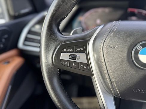 Used 2020 BMW X5 xDrive50i w/ Luxury Seating Package image 25