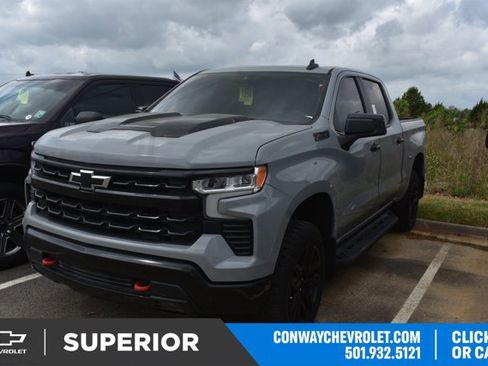 Used 2024 Chevrolet Silverado 1500 LT Trail Boss w/ Convenience Package II image 1