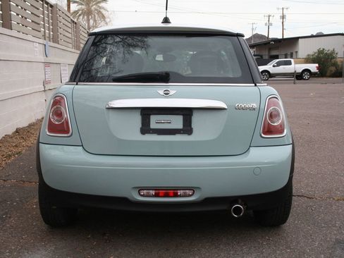 Used 2011 MINI Cooper Hardtop image 5