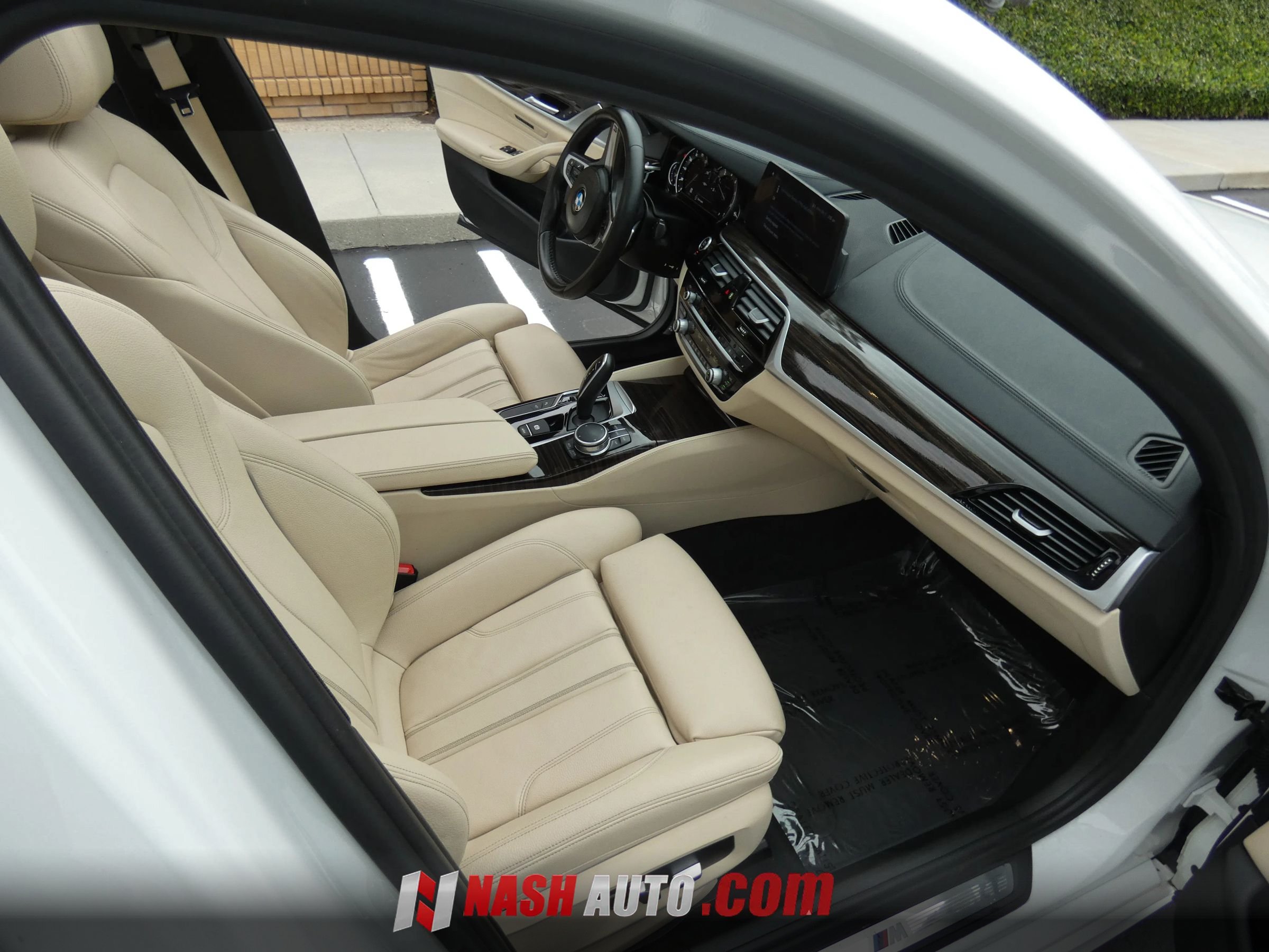 Used 2017 BMW 540i RWD image 26