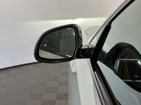 New 2026 BMW X6 xDrive40i w/ Premium Package image 18