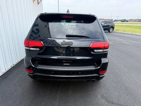 Used 2019 Jeep Grand Cherokee Altitude AWD/4WD image 7