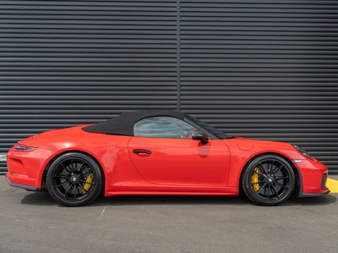 Used 2019 Porsche 911 Speedster image 8